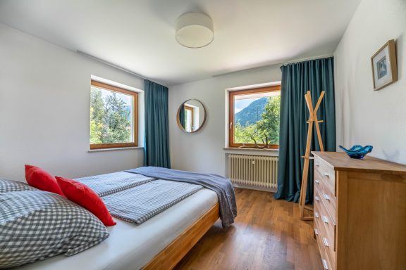 Schlafzimmer mit Bergblick